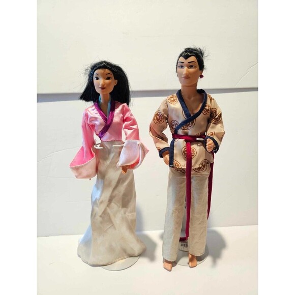 Mulan and Li Shang Disney Princess Barbie Dolls Classic Collection Edition 1997 - Picture 1 of 12